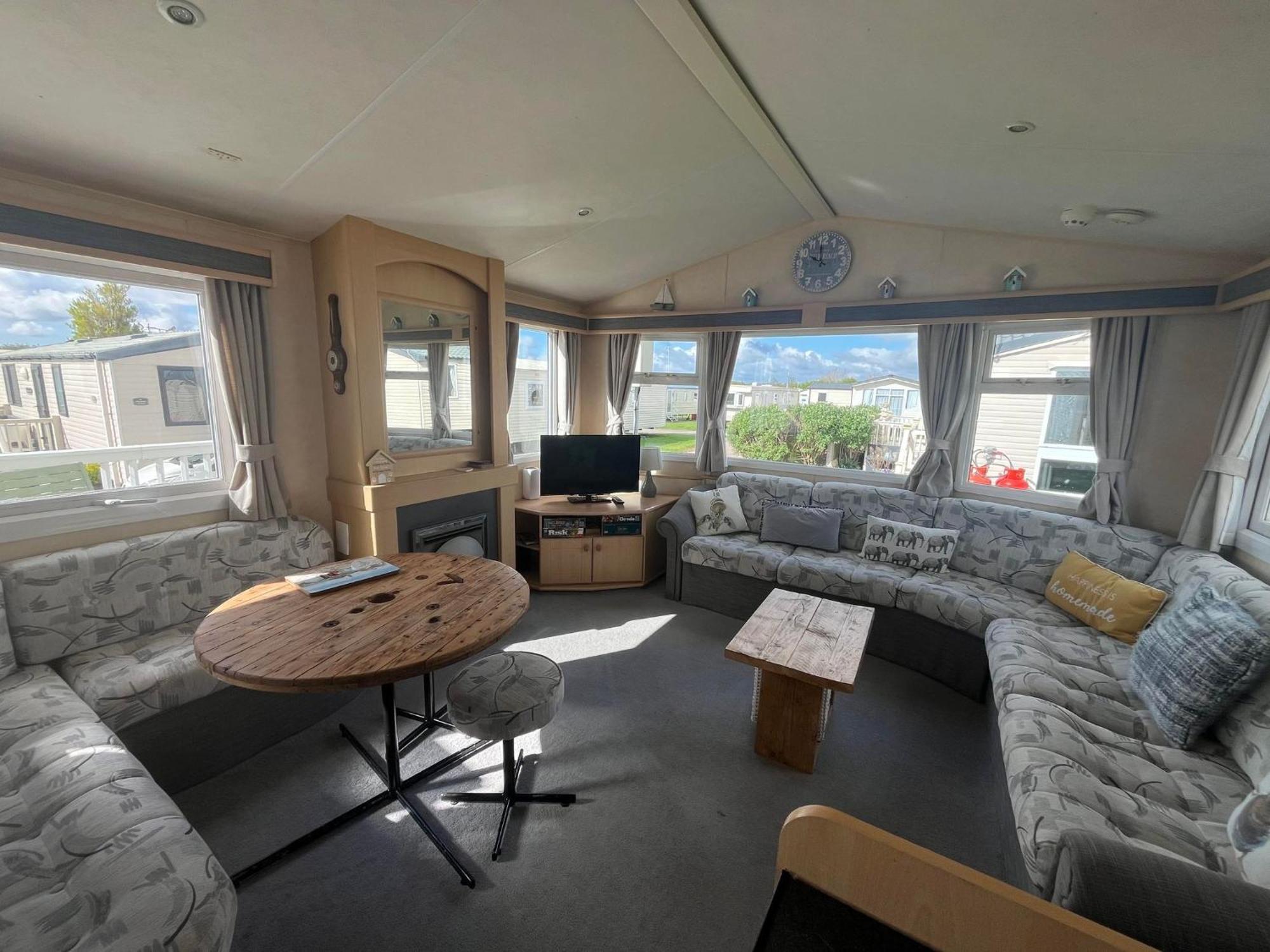 Grouse 54: Pet-Friendly Seaside Retreat at California Cliffs Villa Scratby Exterior photo